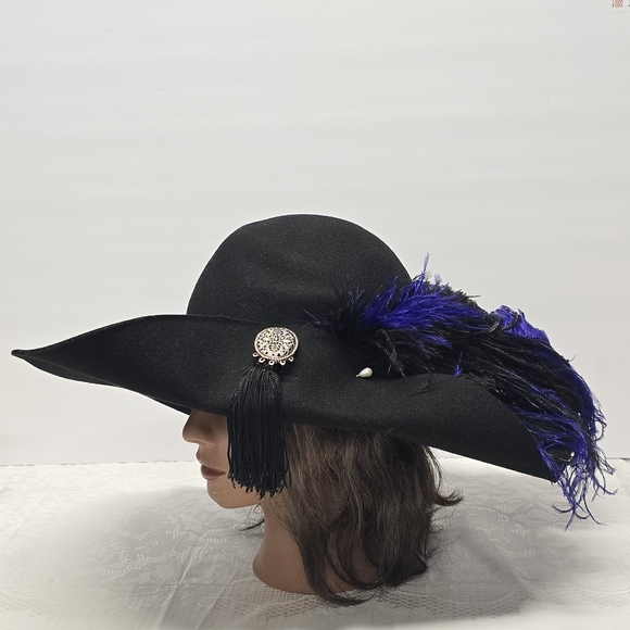 Black Wool Felt Cavalier Pirate Hat Purple Feather Musketeer Buccaneer Halloween